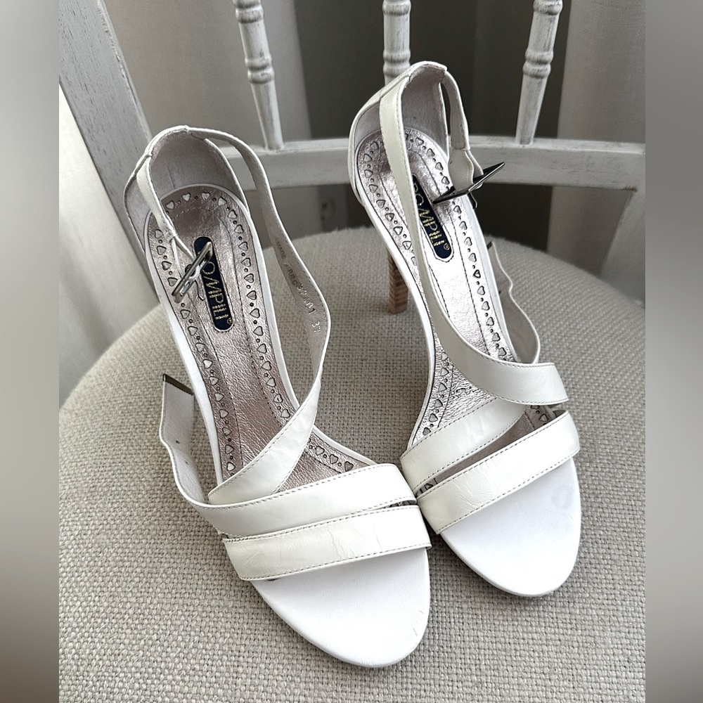 POMPILI Pumps Heels Size 37 EUR